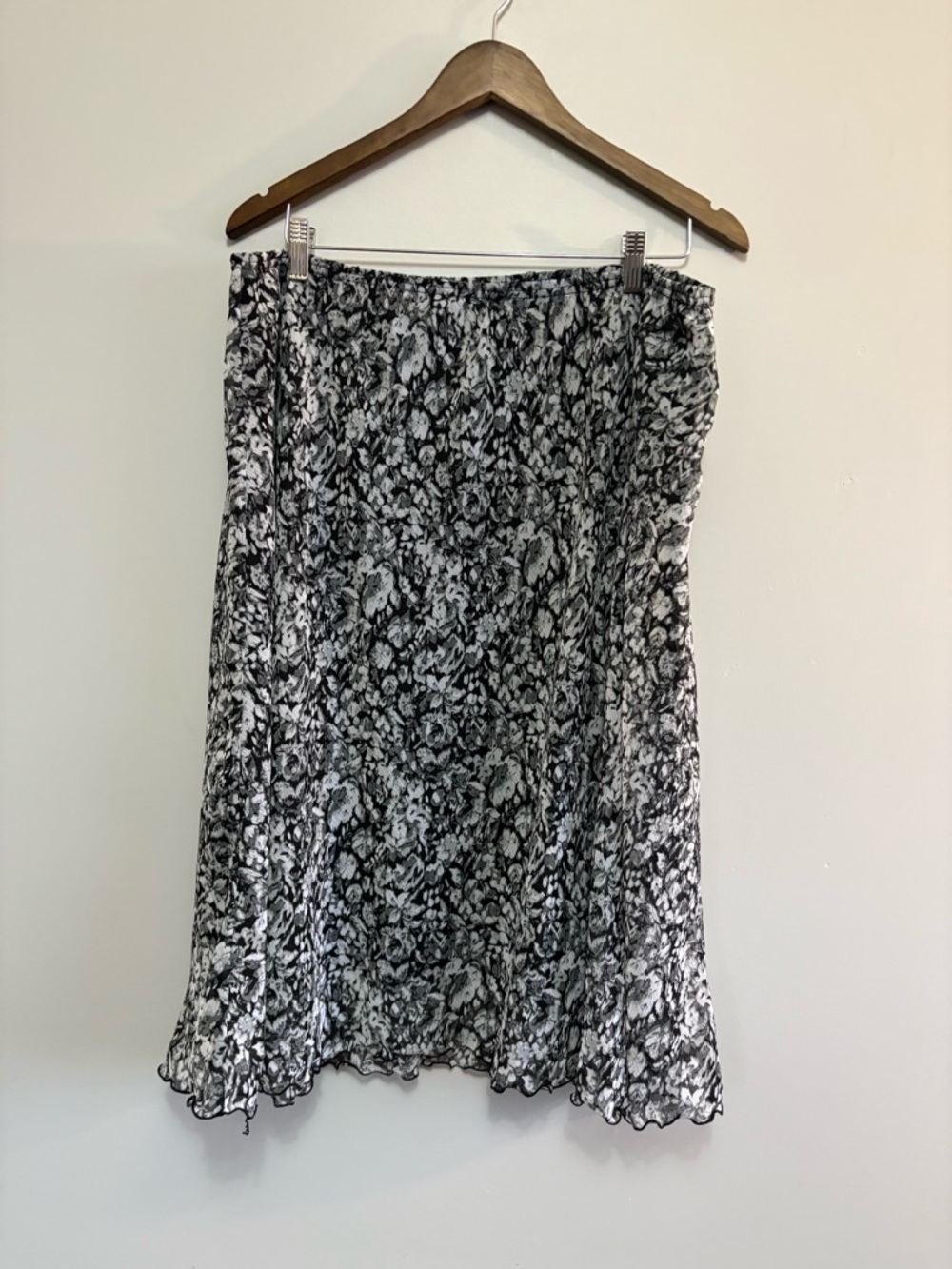 Black & White Floral A-Line Skirt Plus Size 16
